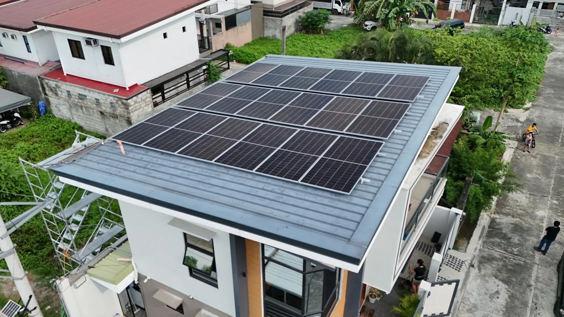 Rooftop solar system at the Kobe and Sansa Residence